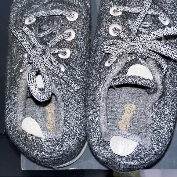Allbirds Gray Wool Runners Running Shoes - Picture 6 of 8